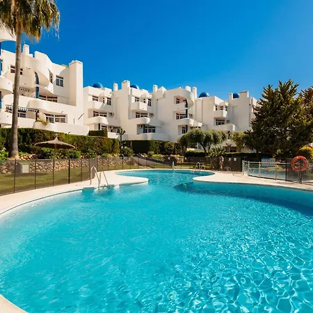 Apartment Penthouse With Sunny Terrace And Sea Views *